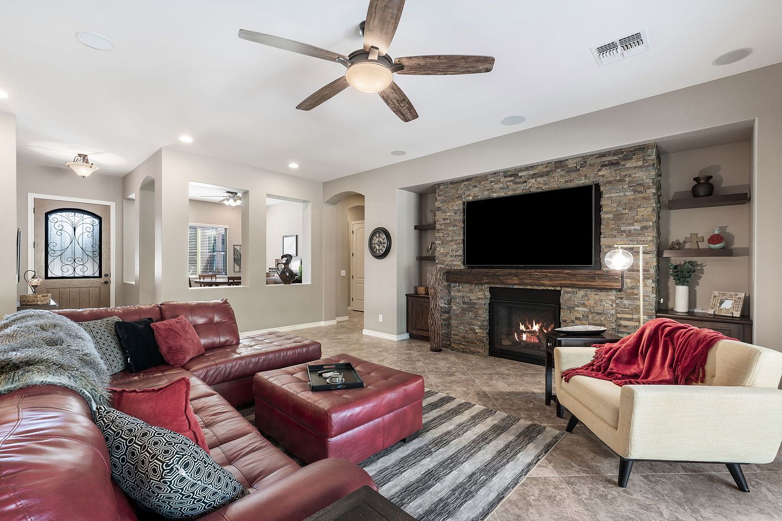 20416 E Raven Dr photo 2