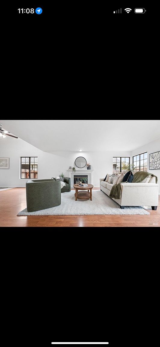 314 Michael Dr photo 2