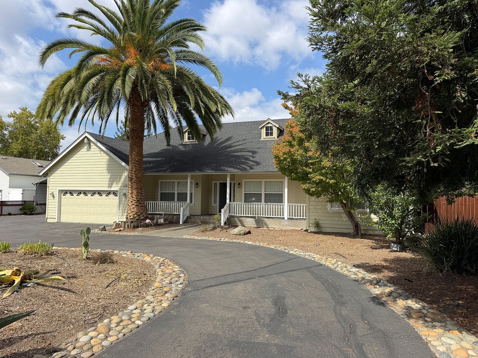 1973 Weiss Ln photo 3