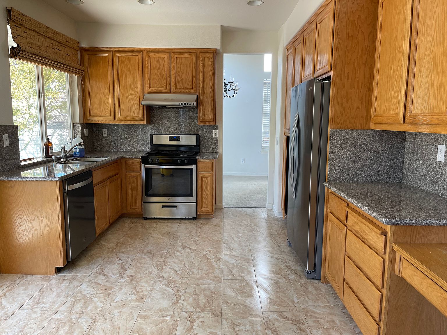 1502 Mathias Pl photo 4