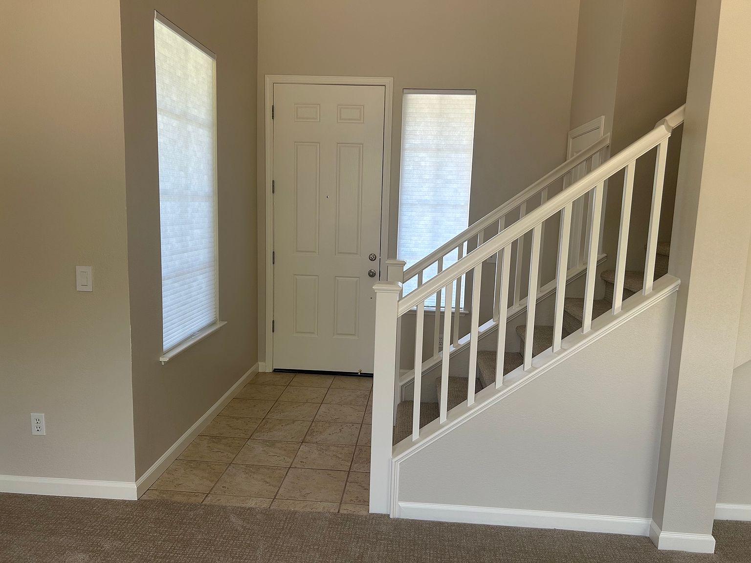 1202 Mateo Dr photo 3