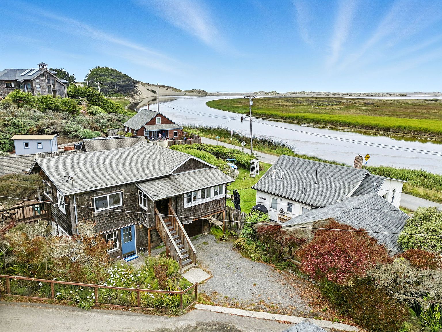195 Ocean View Ave Bodega Bay, CA 94923 photo 2