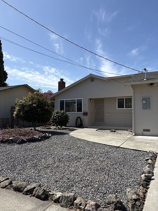 7631 Adrian Dr