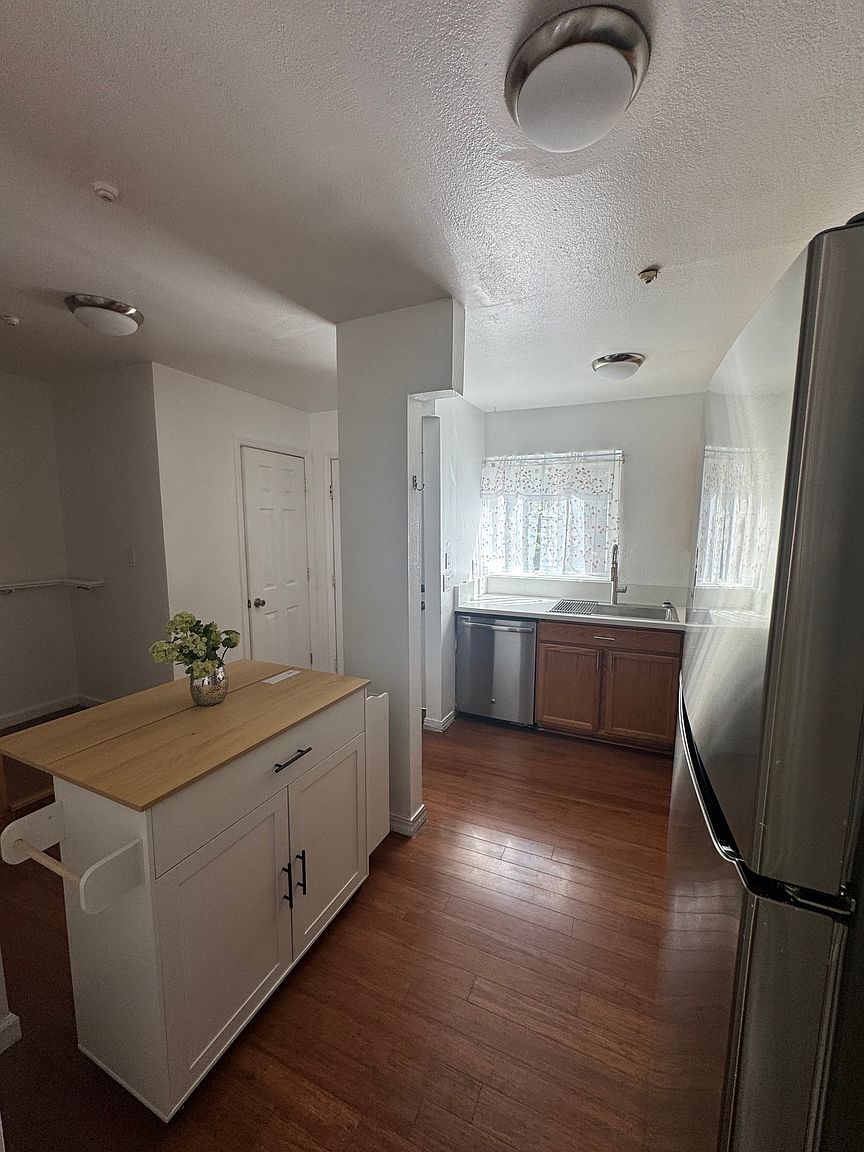 446 Santa Alicia Dr photo 5