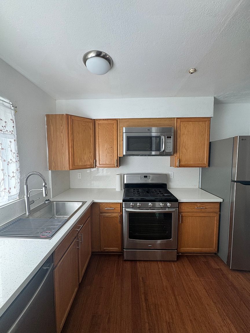 446 Santa Alicia Dr photo 3