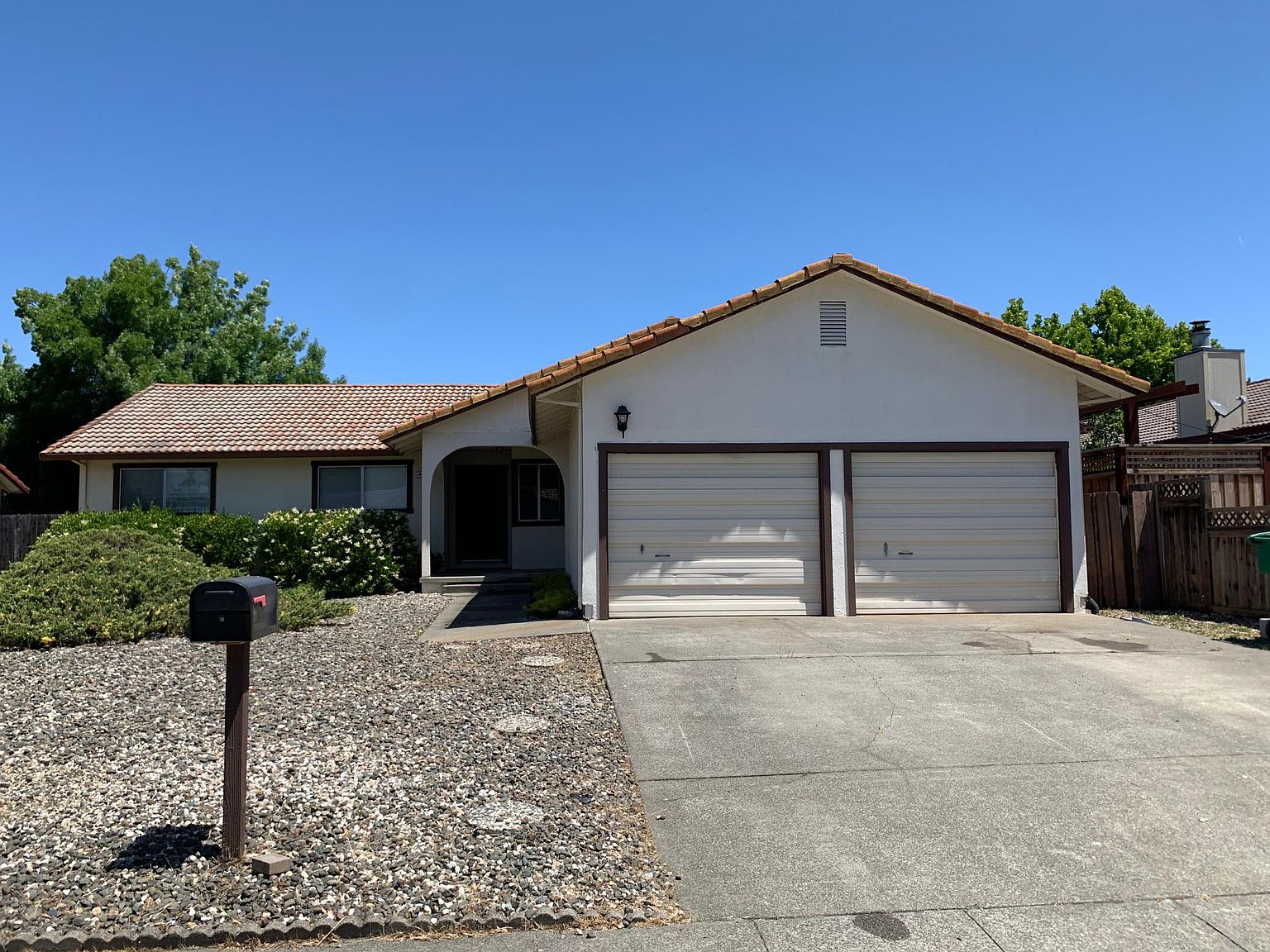 3BR/2BA Single Family House on San Francisco Way · Rohnert Park photo 4