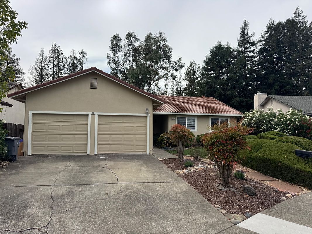 6361 San Benito Way photo 2