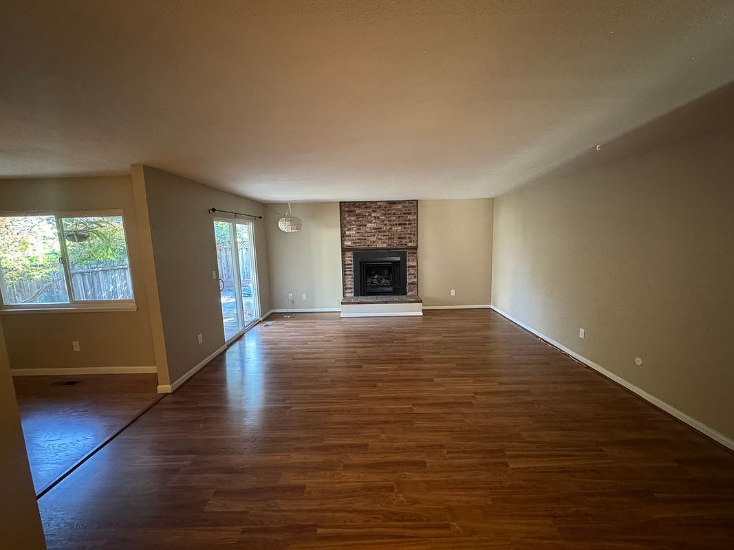 6361 San Benito Way photo 4