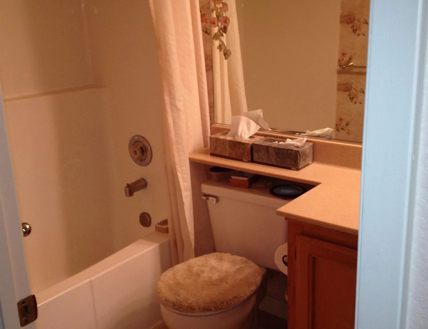 331 Gate Way photo 4