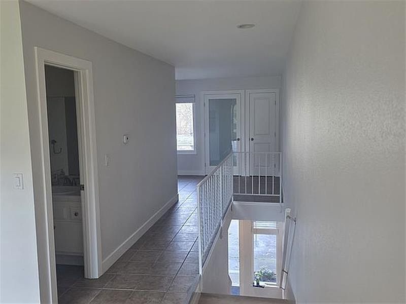 3088 Yulupa Ave photo 2