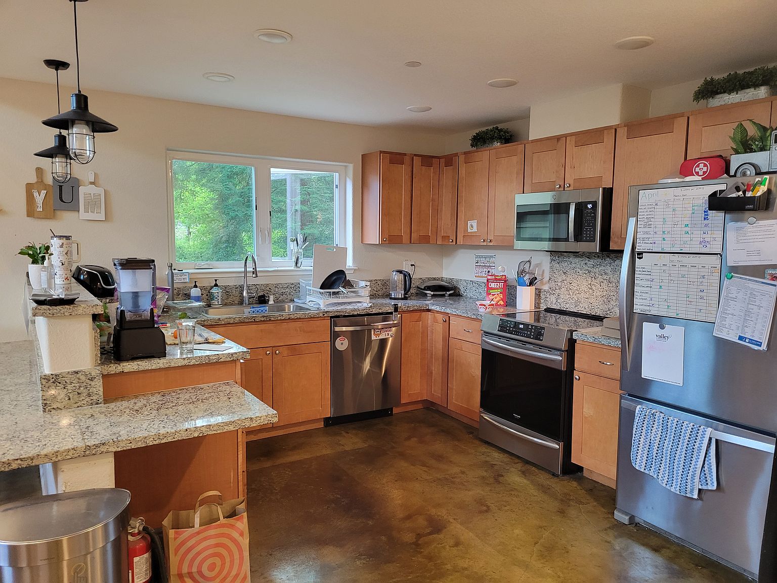 335 Golf Club Dr photo 3