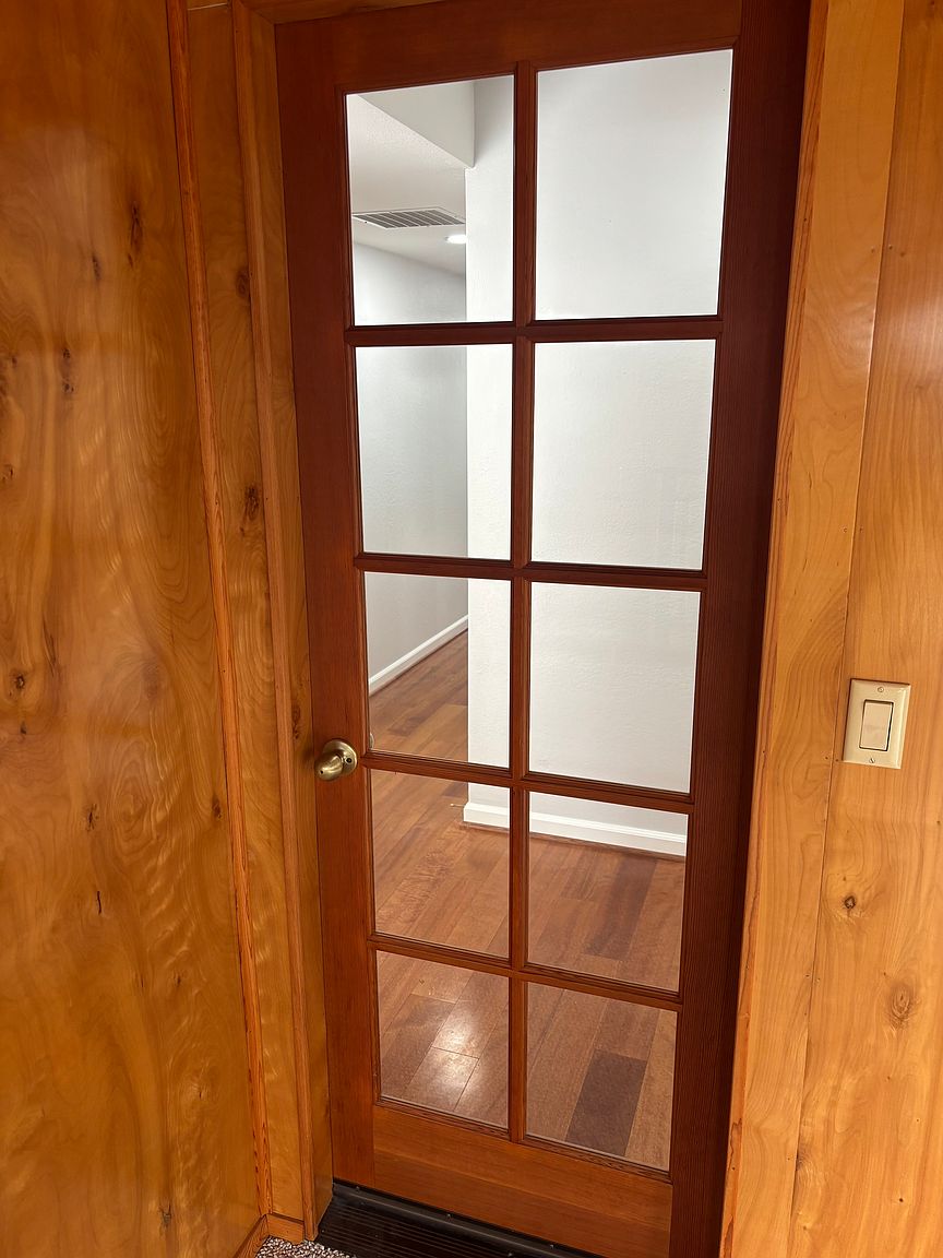 111 Westmoor Dr photo 2