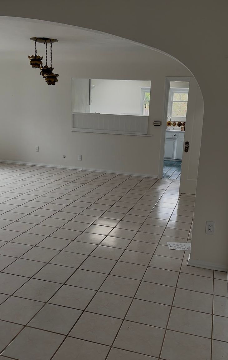 1252 W Cliff Dr photo 4