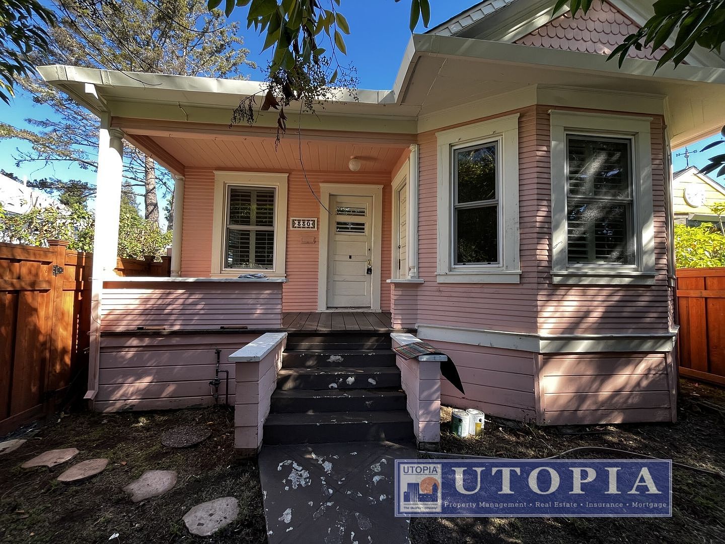 330 Chestnut St Santa Cruz, CA 95060