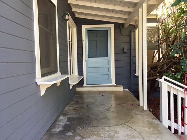 219 Peyton St photo 3
