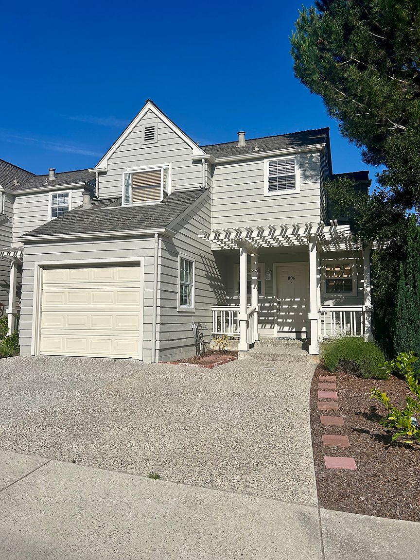 806 Isbel Ct photo 2