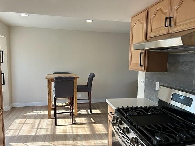 164 Pryce St photo 3