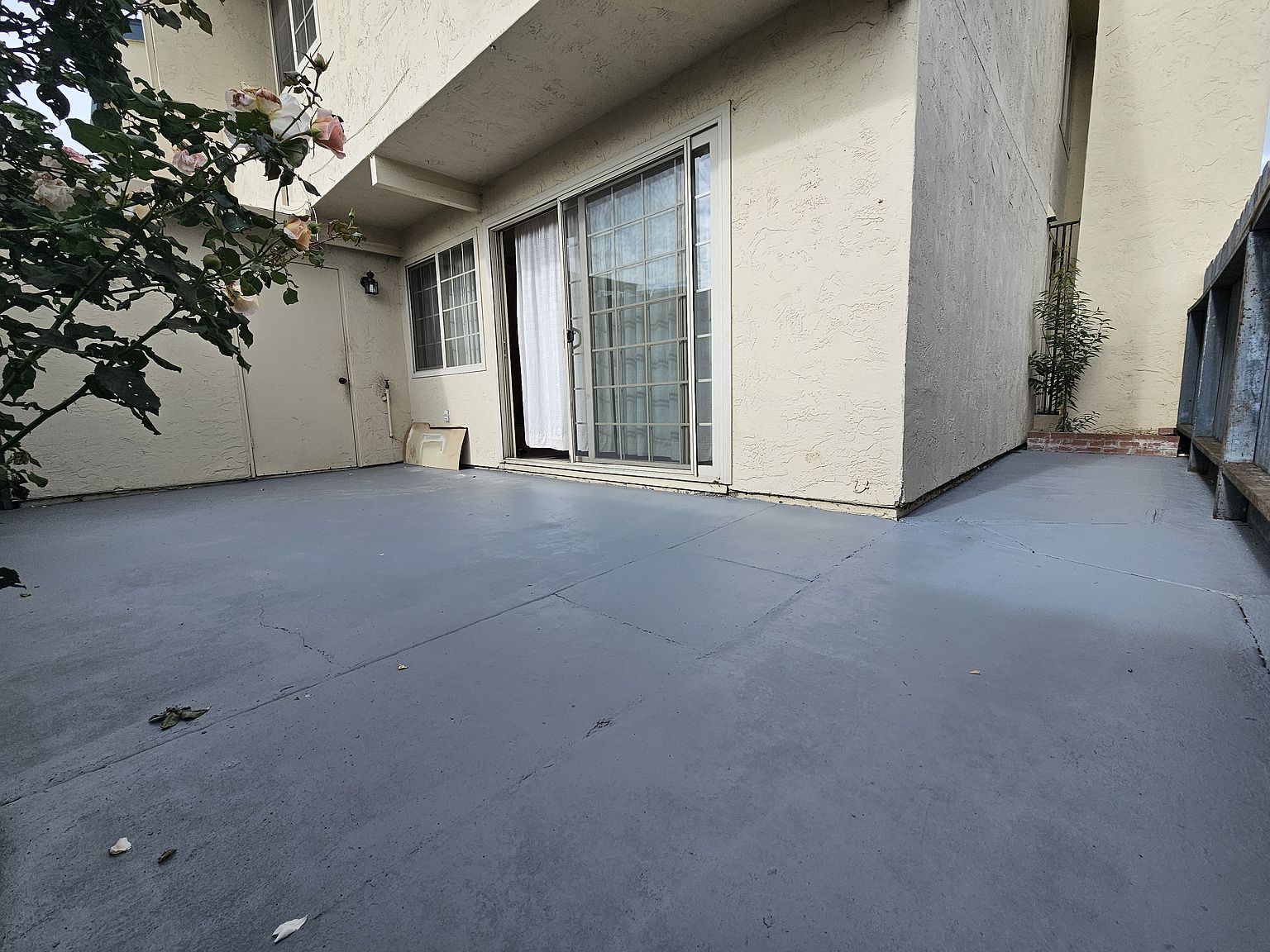 231 Sunnyhills Dr photo 4