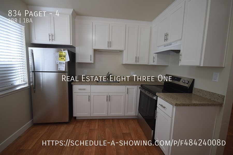834 Paget Ave photo 2