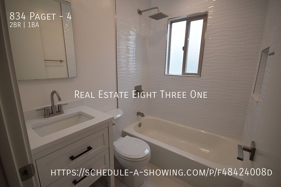 834 Paget Ave photo 3