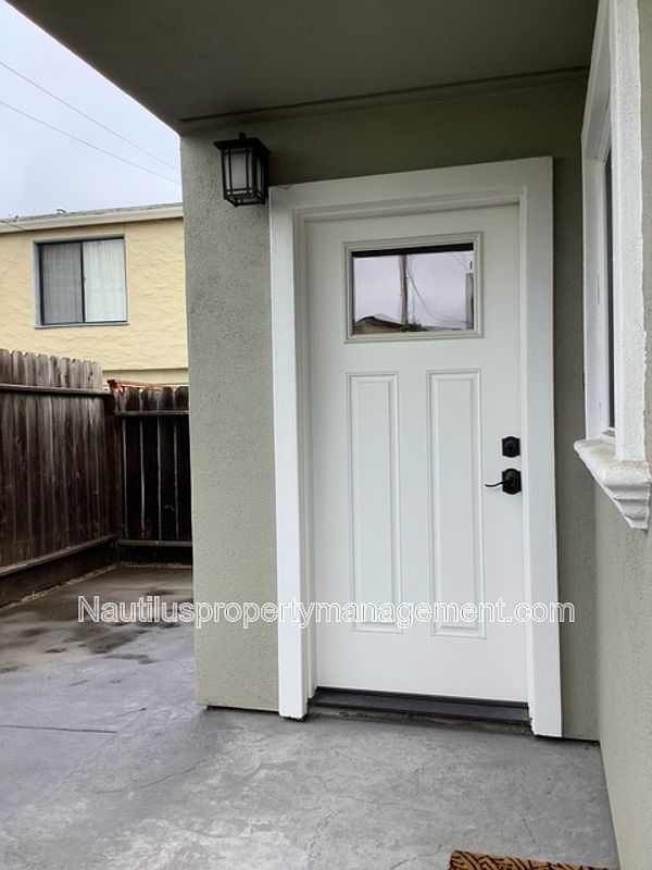 1950 17th Ave