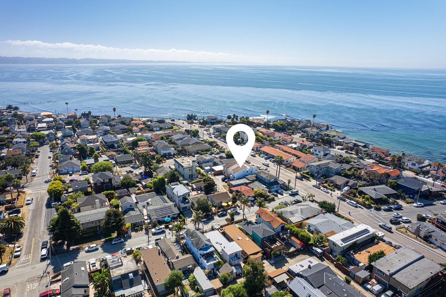 1BR/1BA Single Family House on E Cliff Dr · Santa Cruz photo 2
