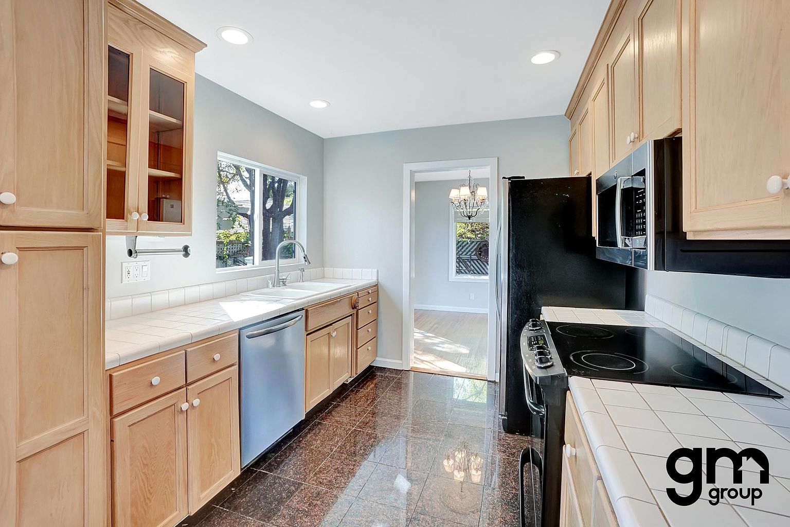 4660 Portola Dr photo 5