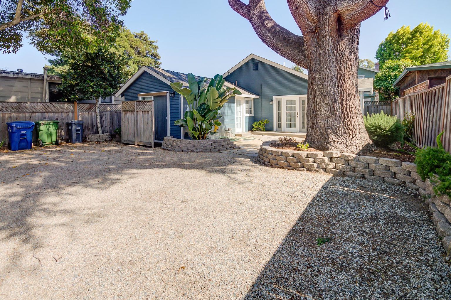 4630 Capitola Rd photo 2