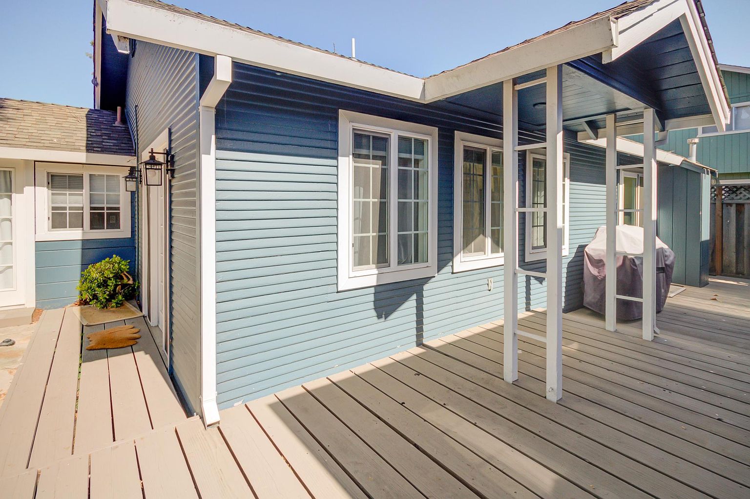4630 Capitola Rd photo 4