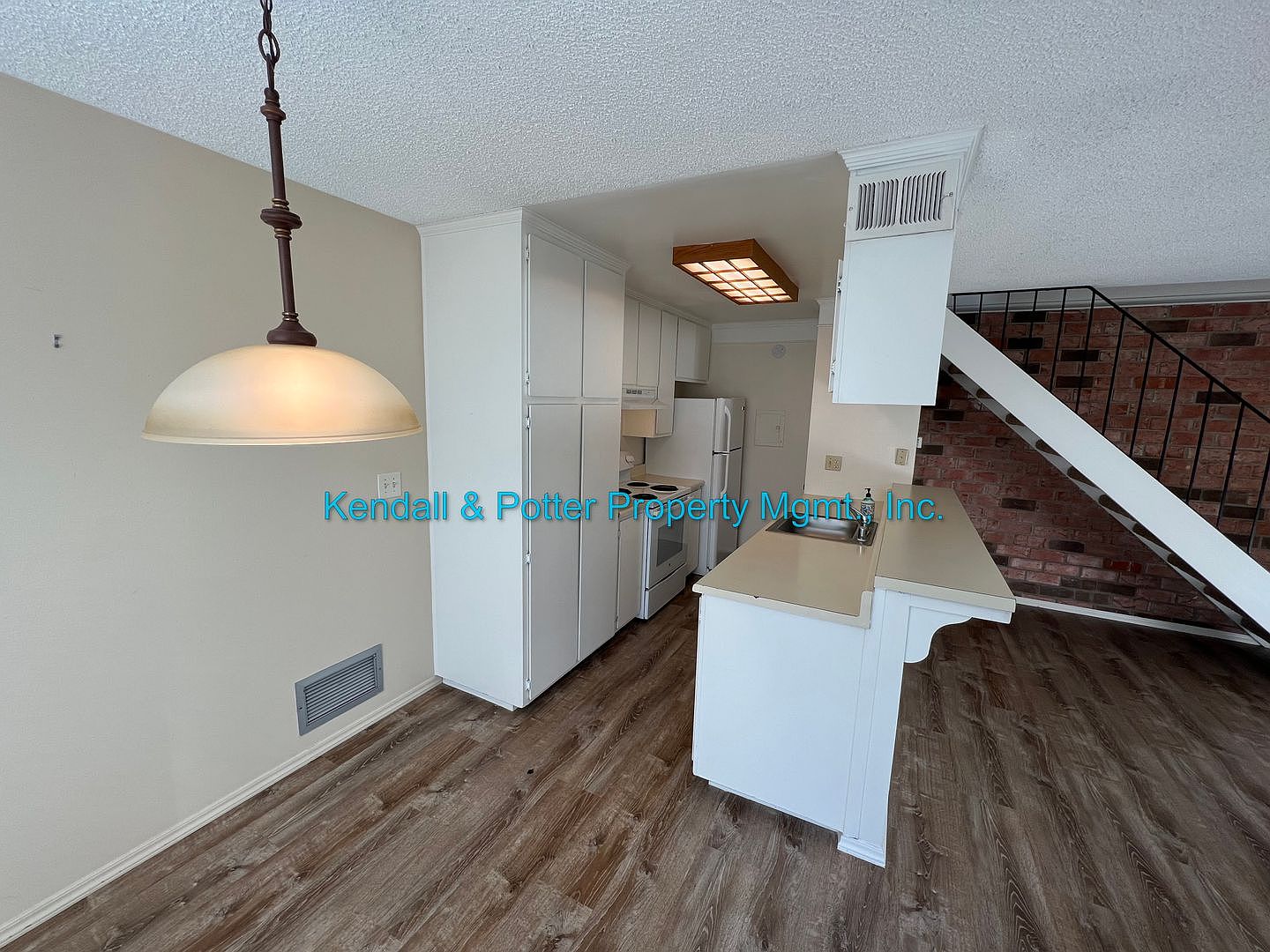 4320 Diamond St photo 5
