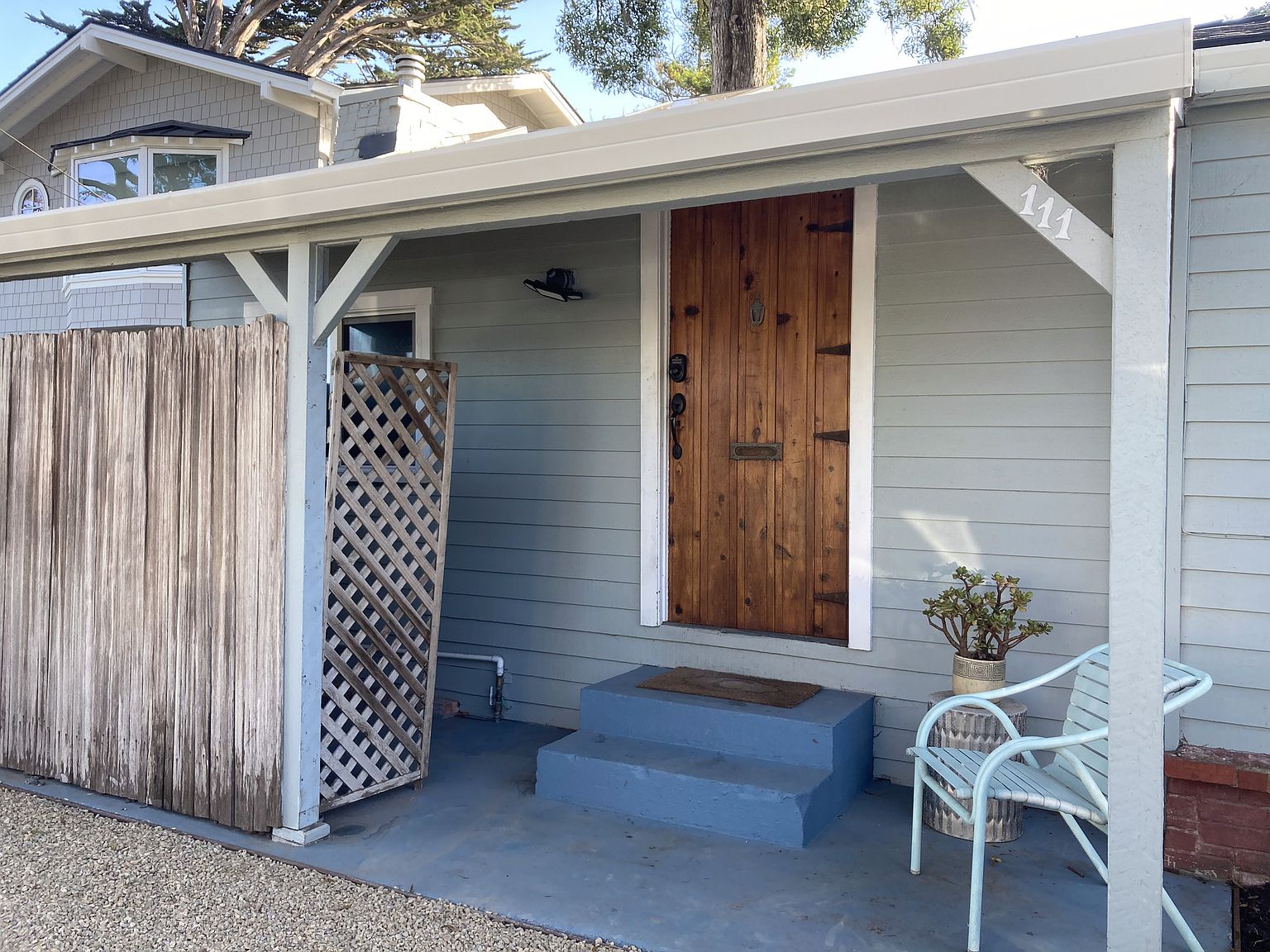 1BR/1BA Single Family House on Sacramento Ave · Capitola photo 2