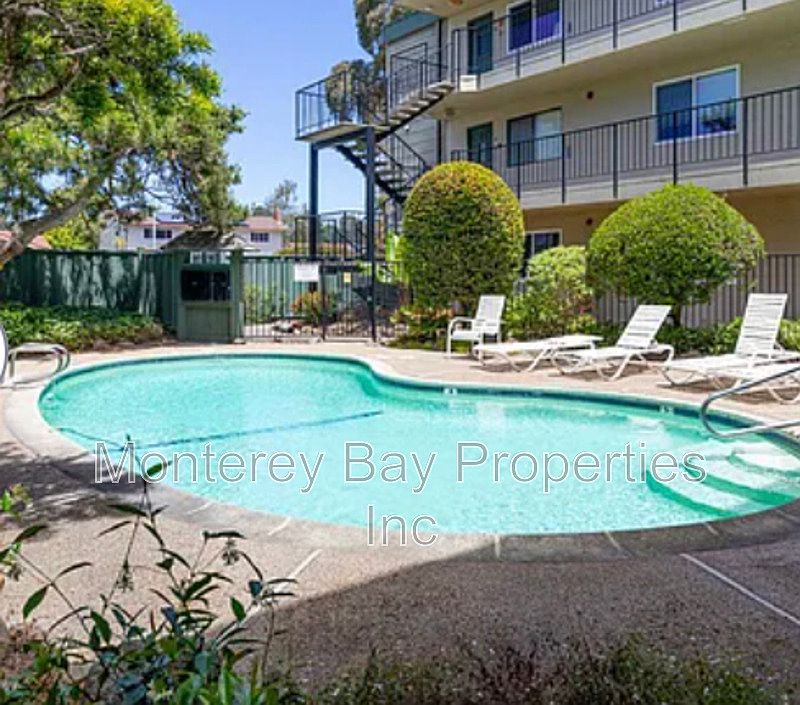 825 Balboa Ave Capitola, CA 95010 photo 5