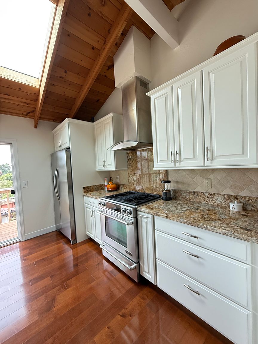 204 Bayview Ct photo 5