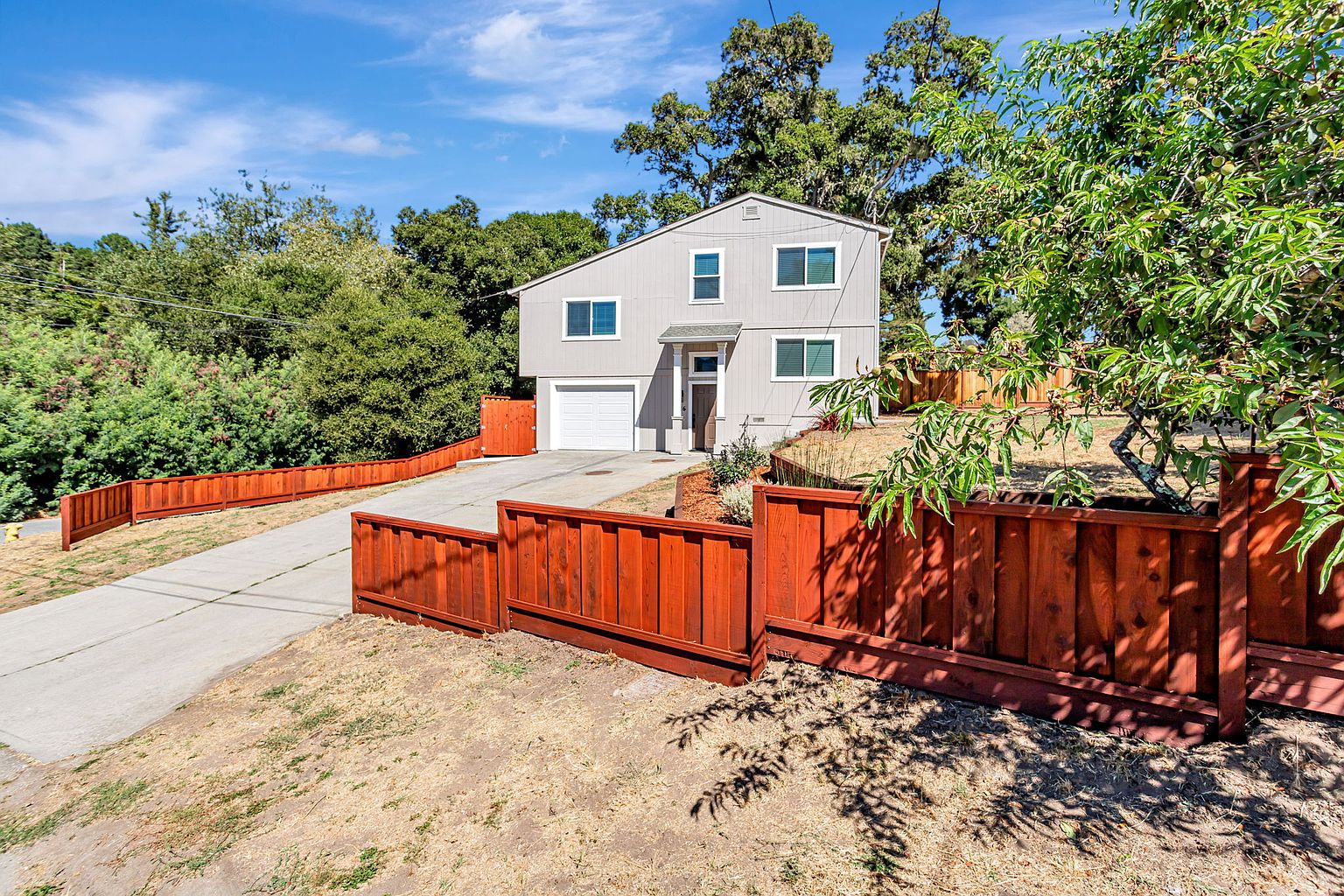 616 Rincon Dr photo 4