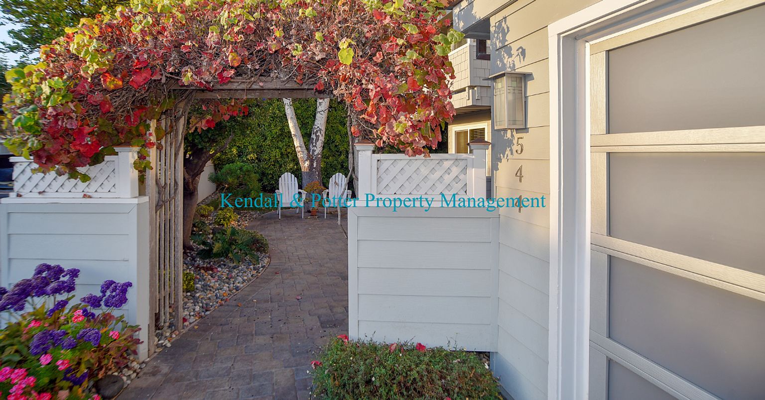 544 Cuesta Dr unit 544 photo 2