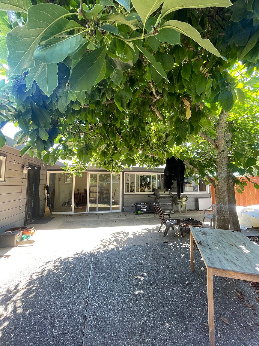5891 Plateau Dr photo 3