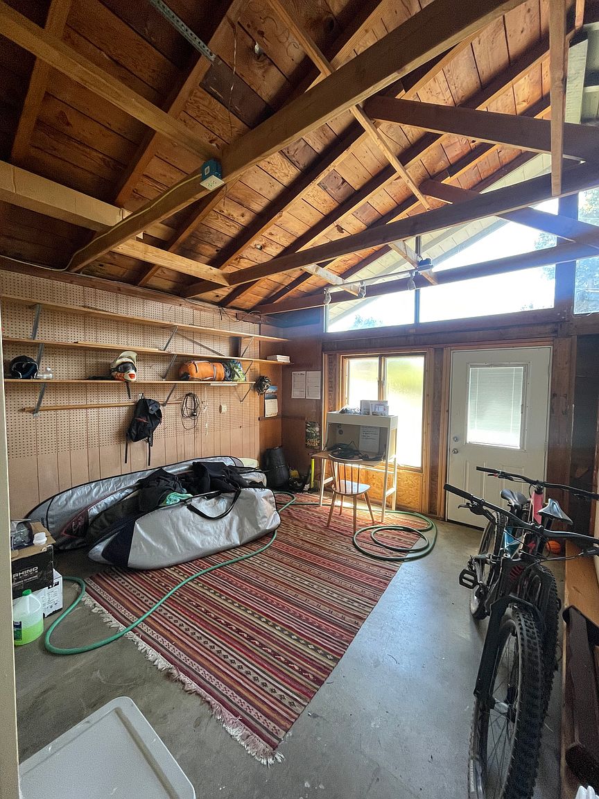 5891 Plateau Dr photo 2