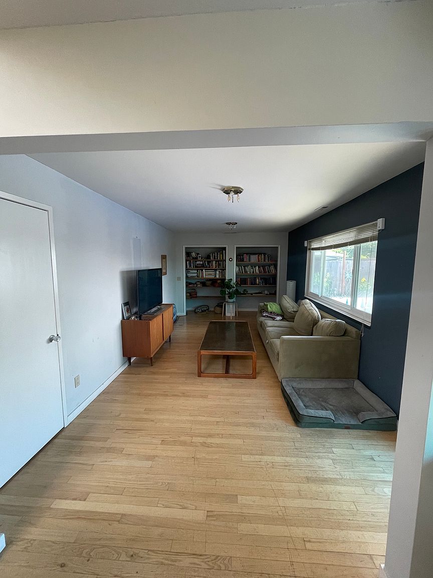 5891 Plateau Dr photo 4