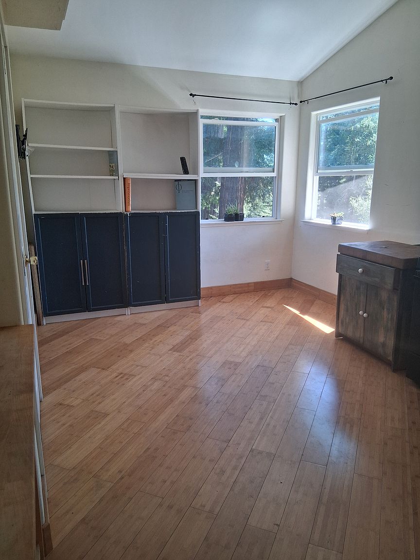 10581 Visitar St photo 2