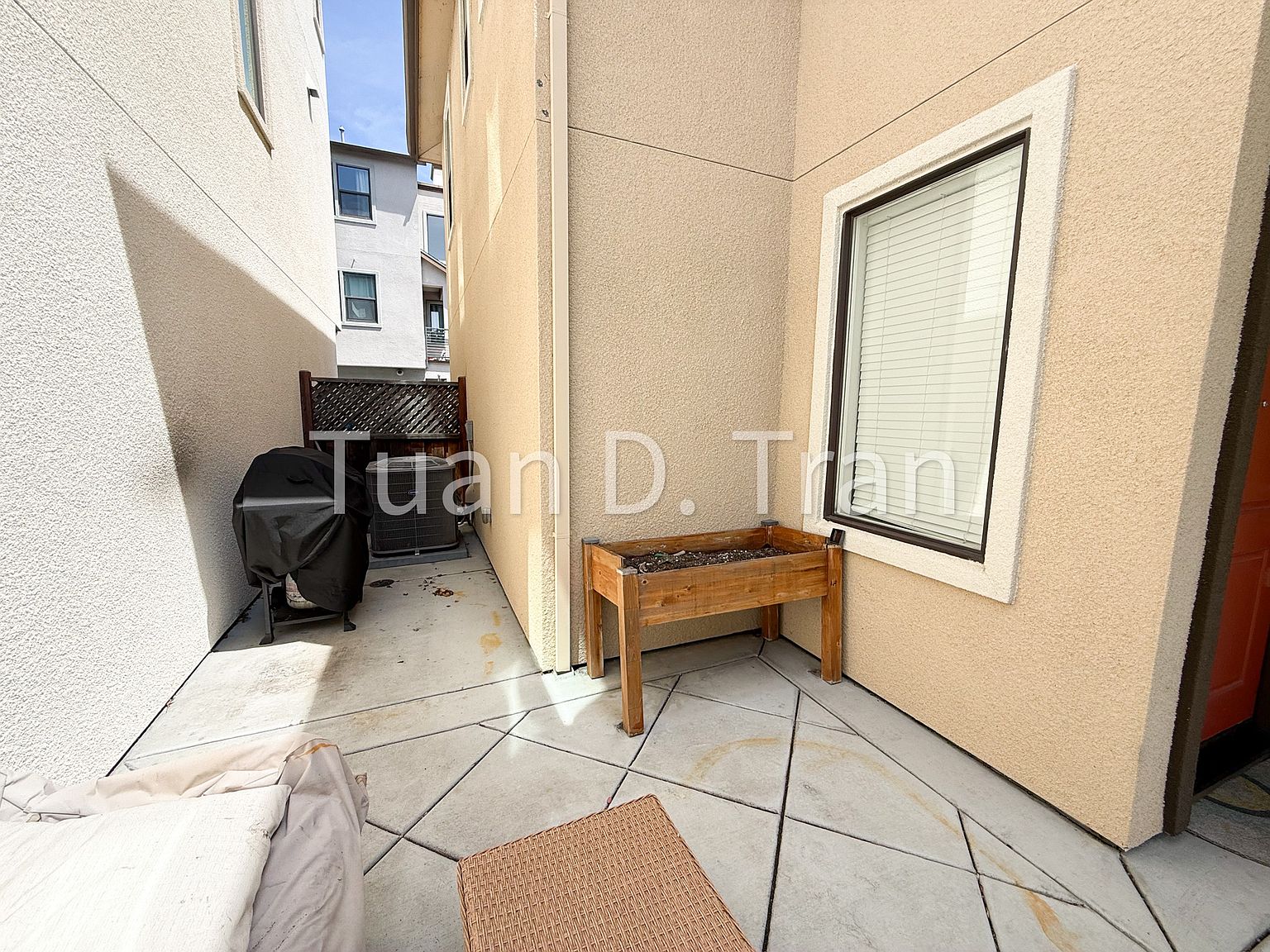 2016 Jubilee Dr photo 2