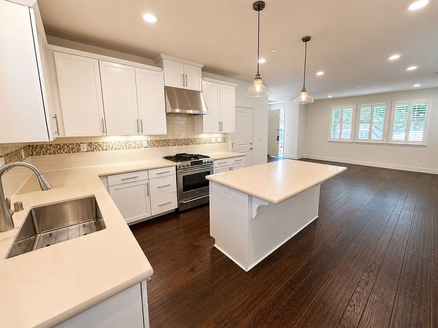 2651 Alliston Loop photo 2