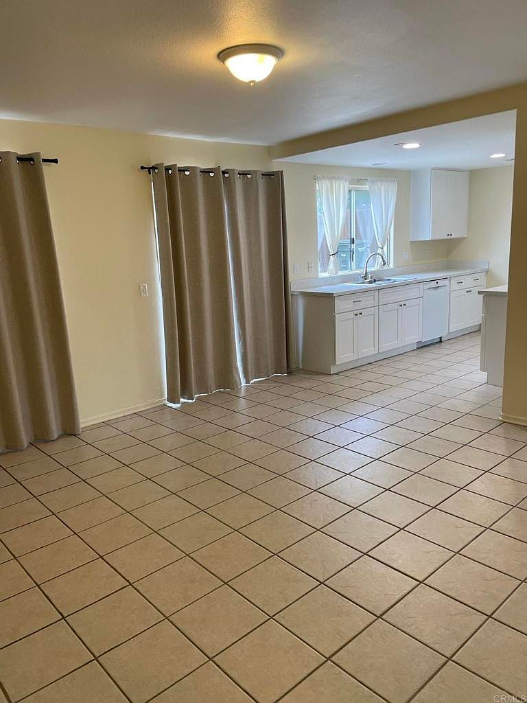 326 Old Stage Ct photo 4