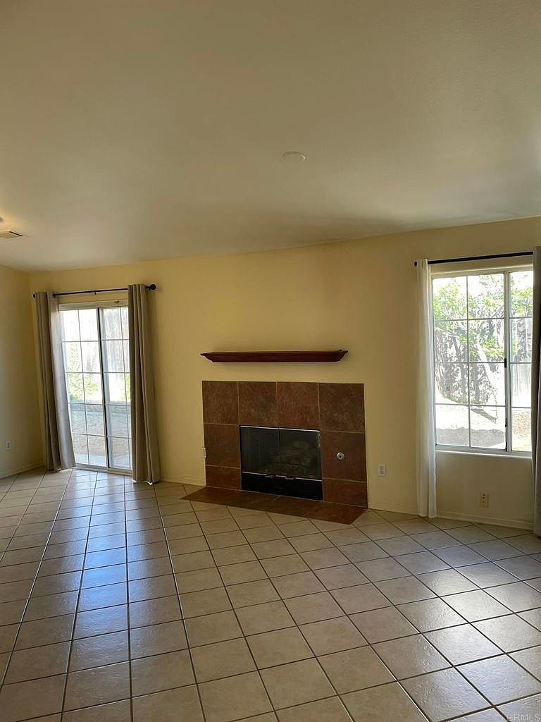 326 Old Stage Ct photo 3