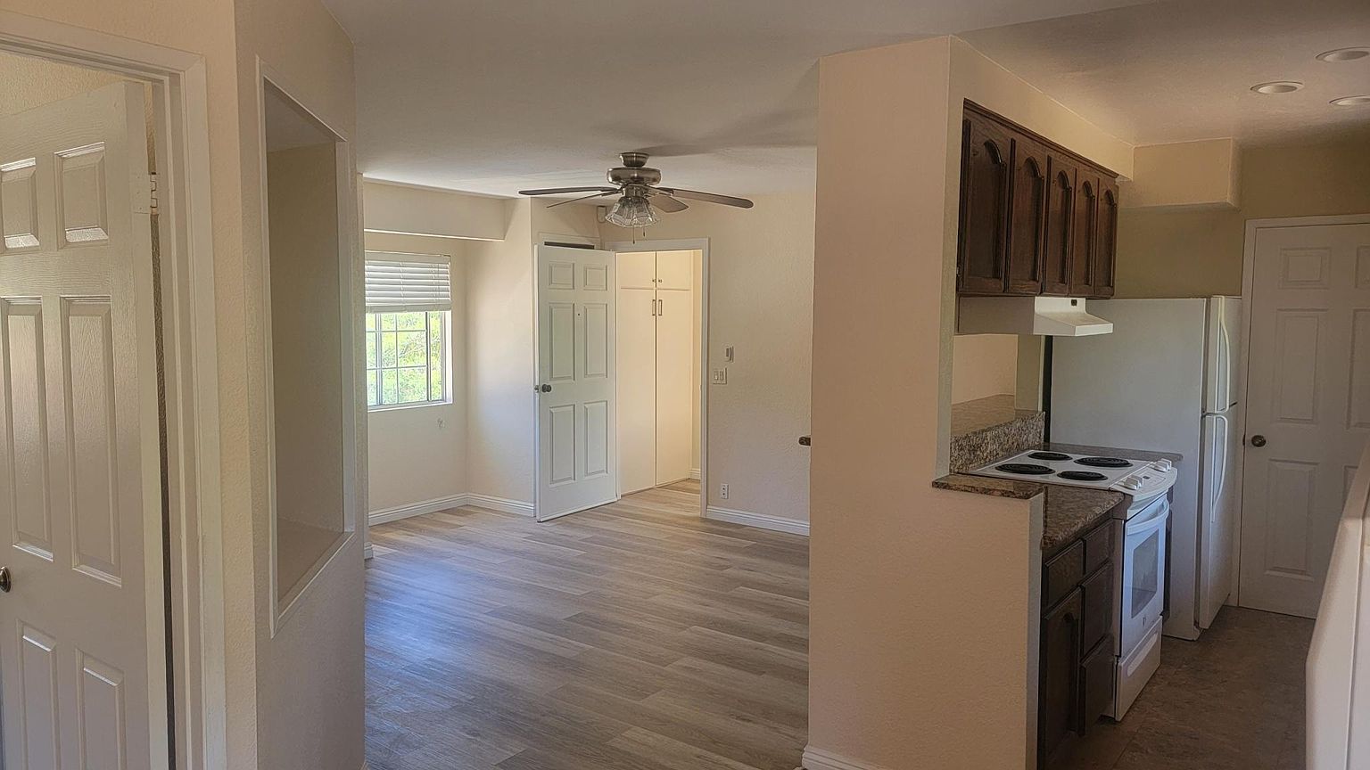 1033 S Ridge Dr photo 5