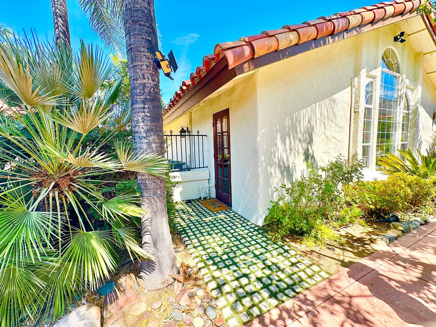 3548 Rosa Way photo 3
