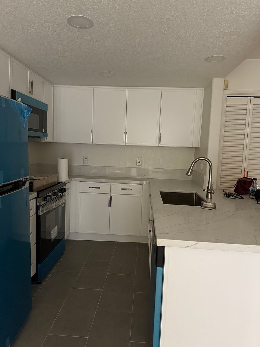 535 Lands End Way photo 3