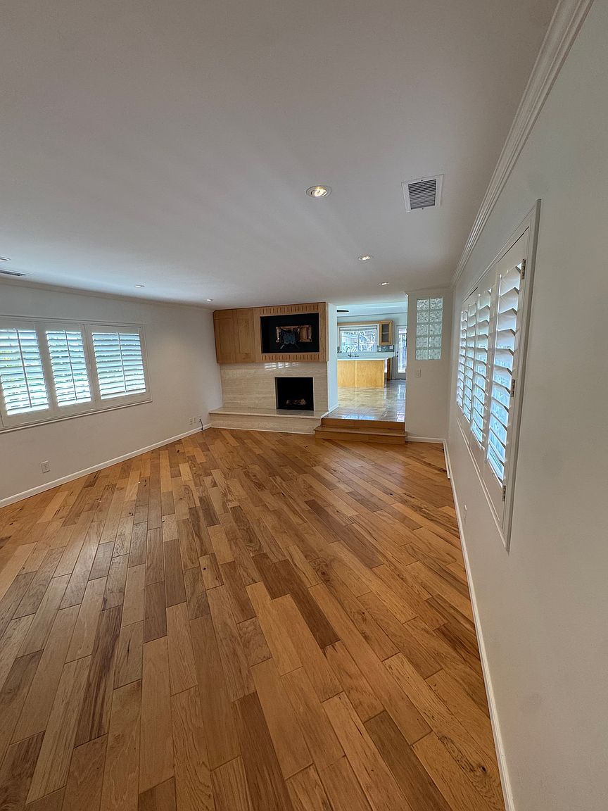 2392 Fire Mountain Dr photo 5