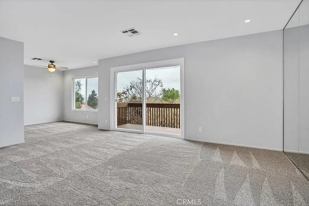 4202 Fiesta Way photo 3