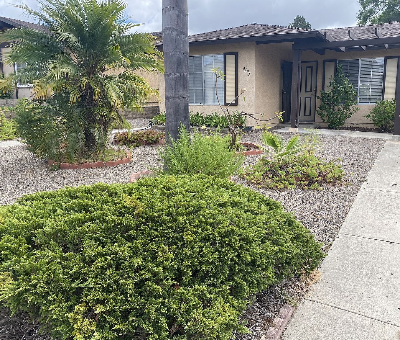 4693 Mystik Rd photo 3