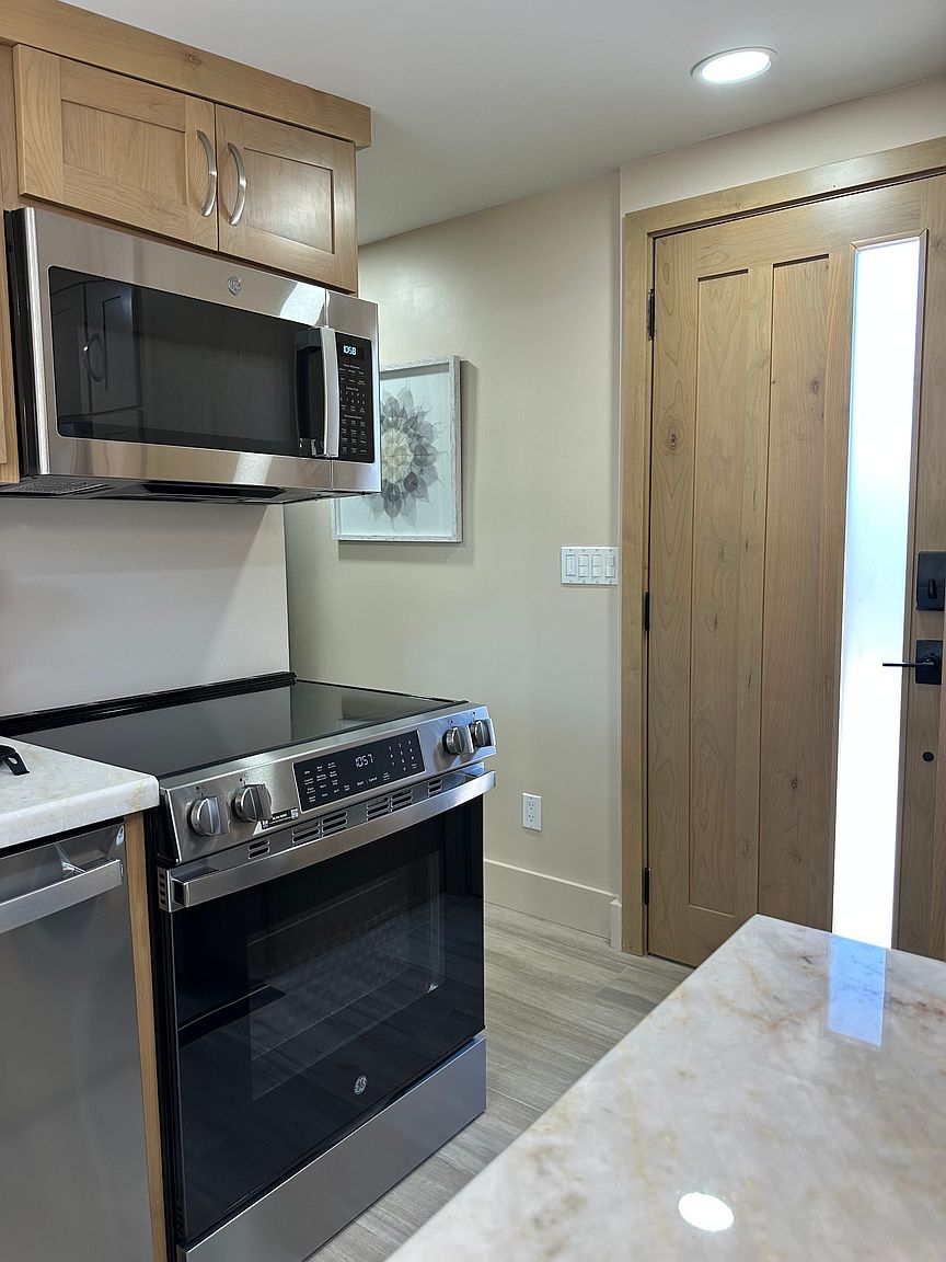 185 Santa Clara Dr photo 3